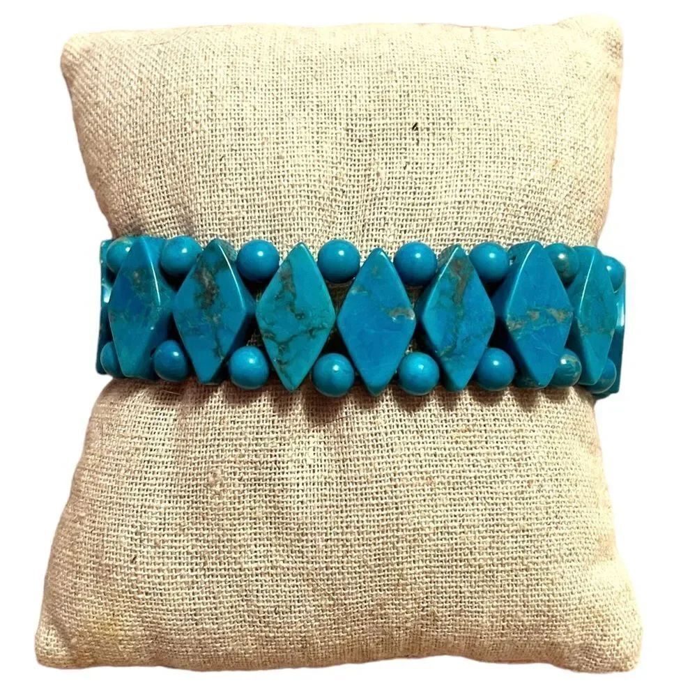 Turquoise Color Stone Geometric Stretch Bracelet - Picture 2 of 3